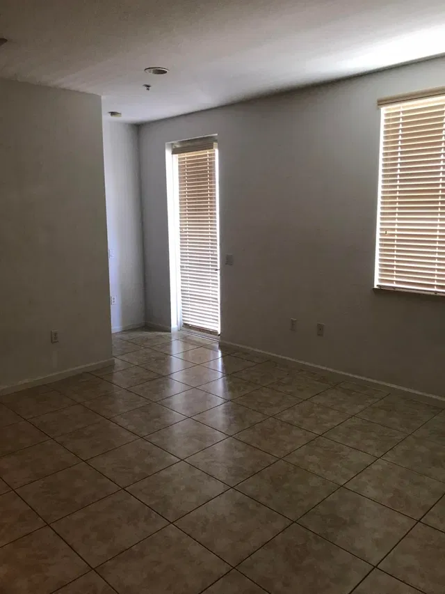 Residence photo 7