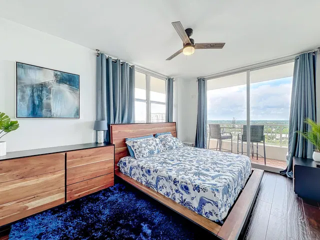 Boynton Beach Club Unit 1408 photo 18