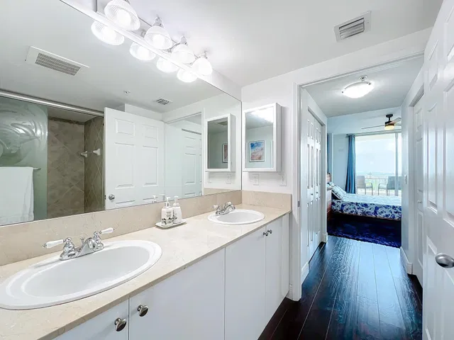Boynton Beach Club Unit 1408 photo 23