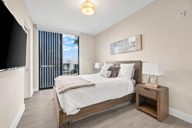 Singer Island Unit 304 photo 17