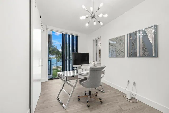 Singer Island Unit 304 photo 22