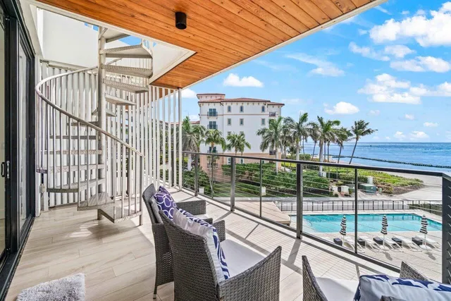 Singer Island Unit 304 photo 29