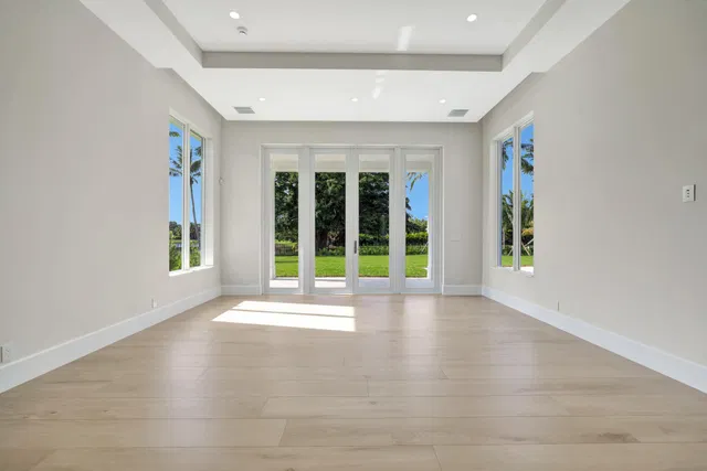 Steeplechase Residence photo 40