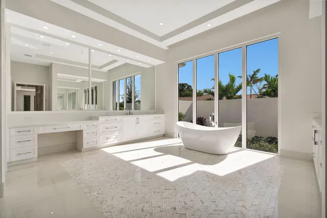 Steeplechase Residence photo 49