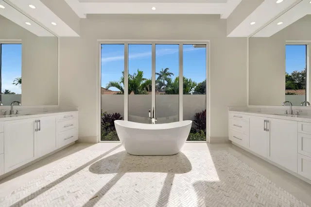 Steeplechase Residence photo 51