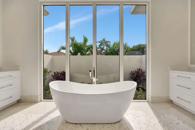 Steeplechase Residence photo 52
