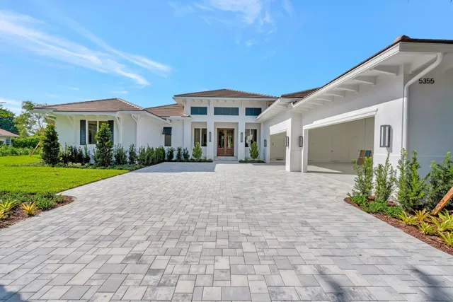 Steeplechase Residence photo 80