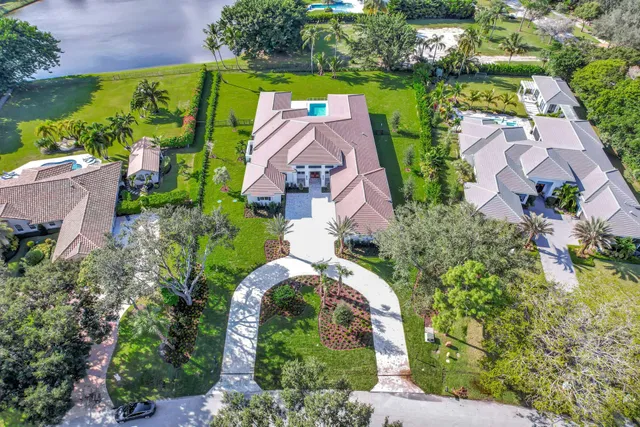 Steeplechase Residence photo 85