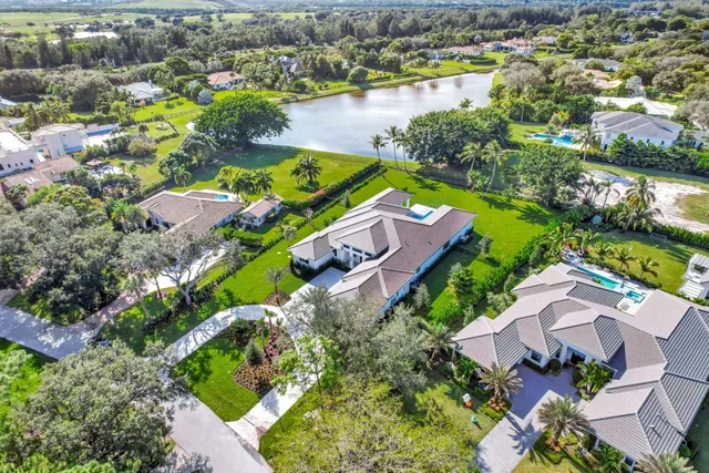 Steeplechase Residence photo 87