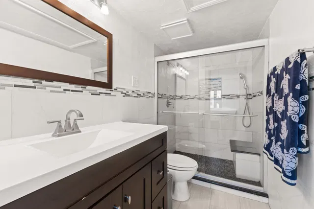 Unit 9-202 photo 11