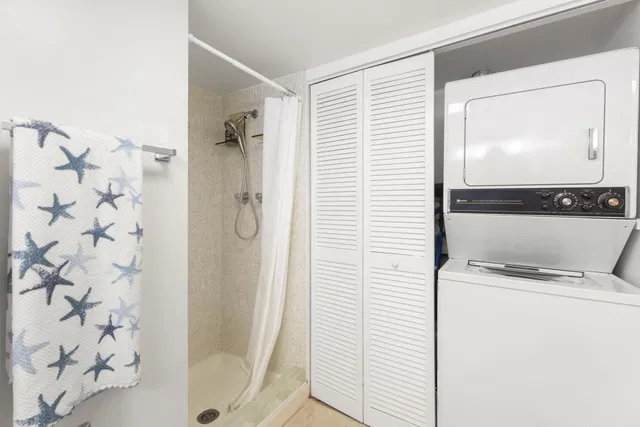 Unit 9-202 photo 13