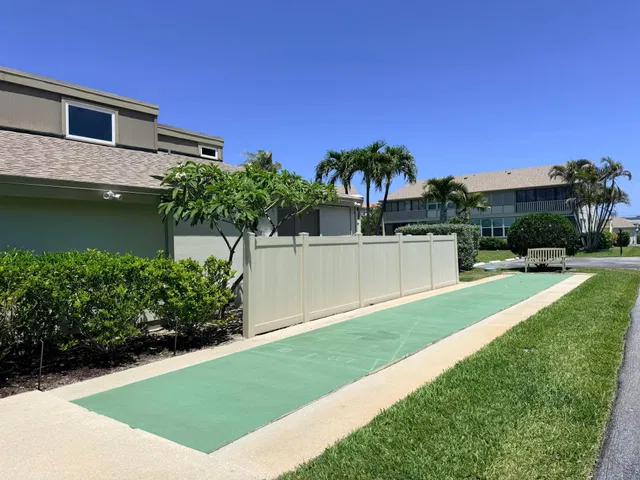 Unit 9-202 photo 21
