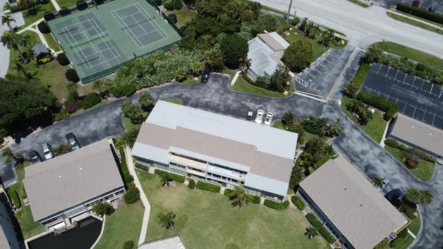 Unit 9-202 photo 41