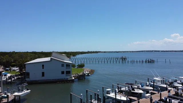 Unit 9-202 photo 46