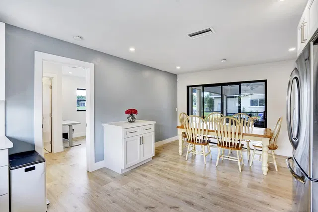 Residence photo 6