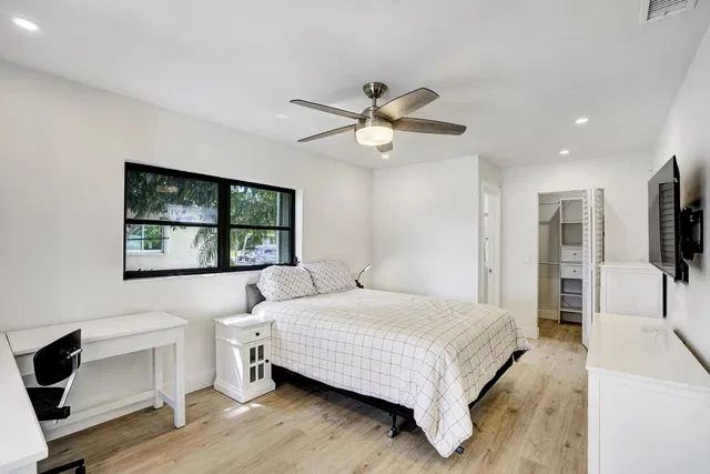 Residence photo 8