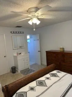 Residence photo 18