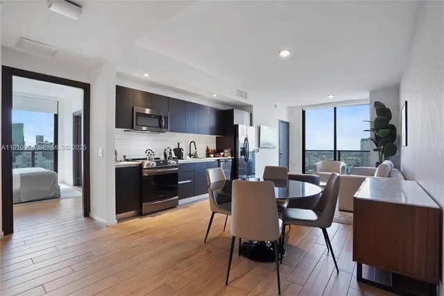 The Elser Hotel & Residences 3618