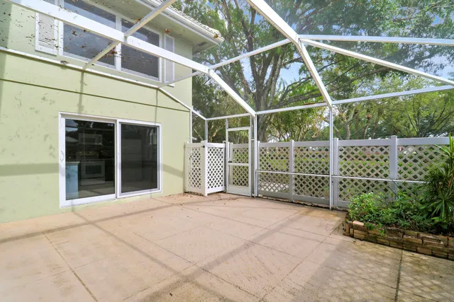  Residence photo 7