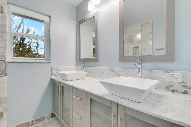  Residence photo 32