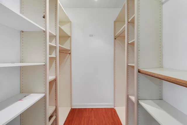  Residence photo 34