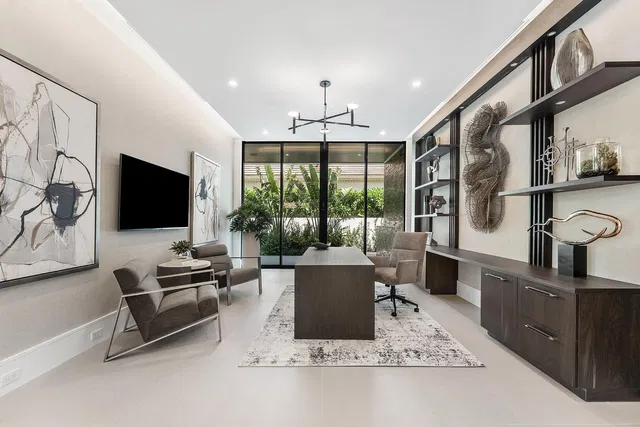 Residence photo 14