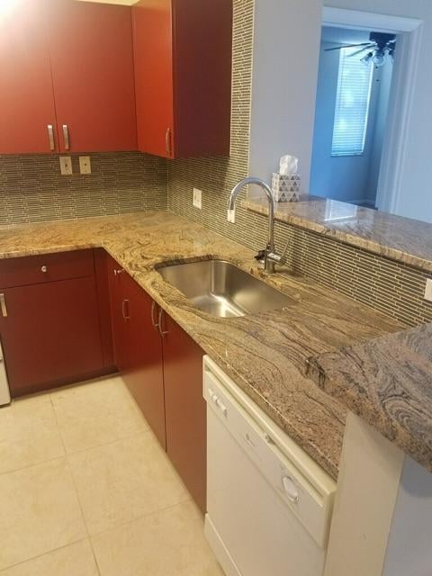 Unit 206 photo 2