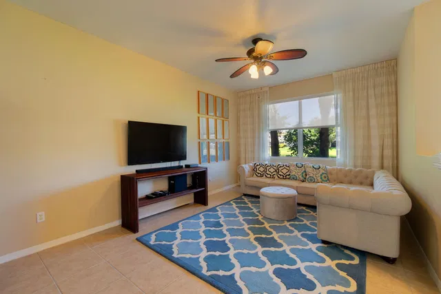 Residence photo 9