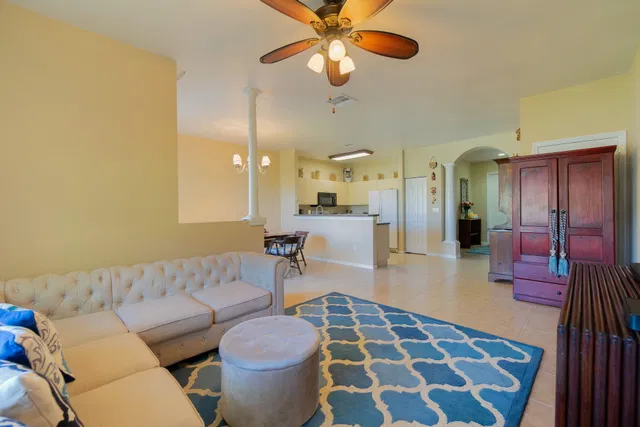 Residence photo 11