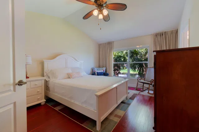 Residence photo 14