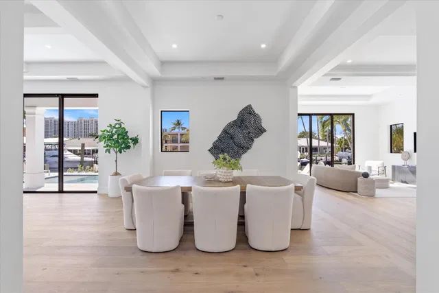 Palm Beach Isles Residence photo 10