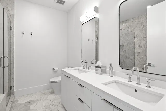 Residence photo 32