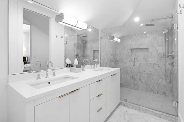 Residence photo 36