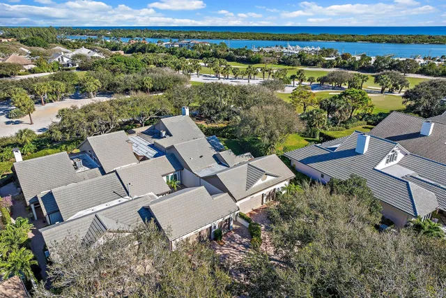 Jupiter Hills Residence photo 41