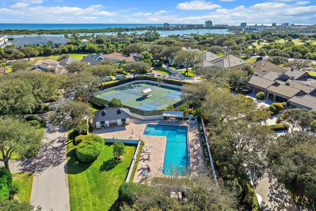 Jupiter Hills Residence photo 45