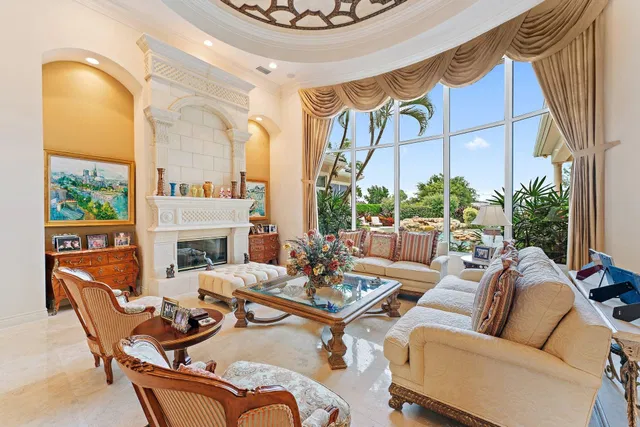 Jupiter Hills Residence photo 4