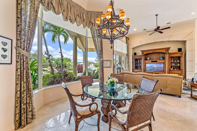 Jupiter Hills Residence photo 11