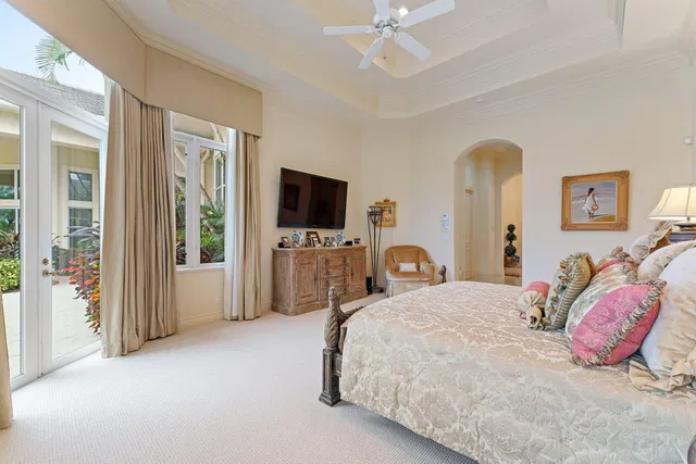 Jupiter Hills Residence photo 25