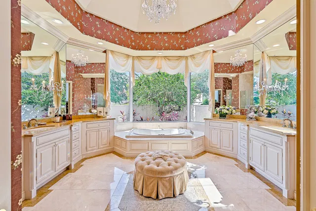 Jupiter Hills Residence photo 31