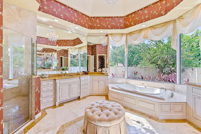 Jupiter Hills Residence photo 32