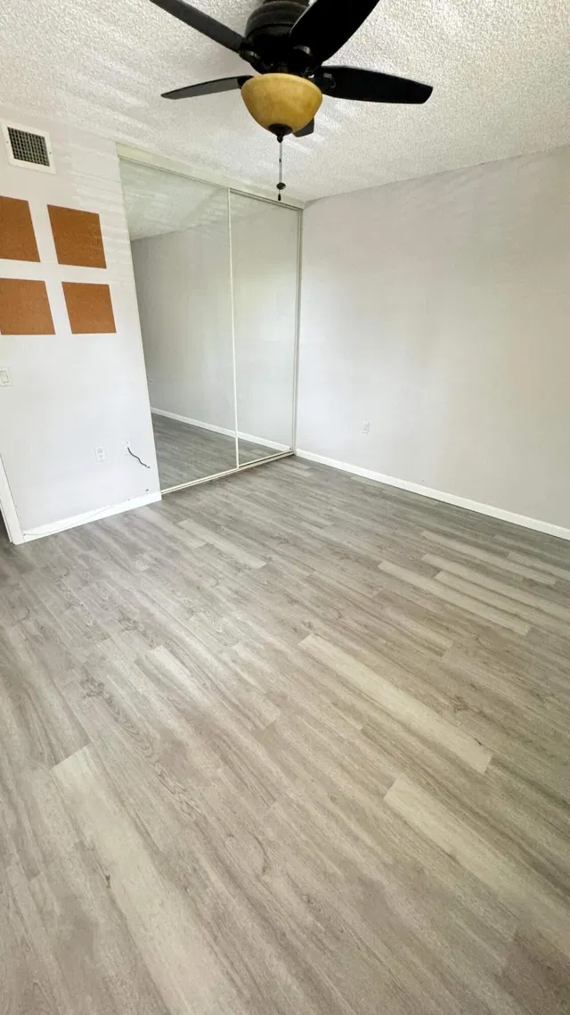 Unit 202 photo 17