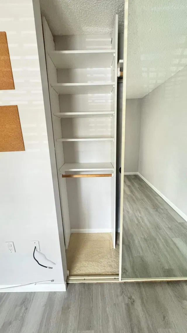 Unit 202 photo 18
