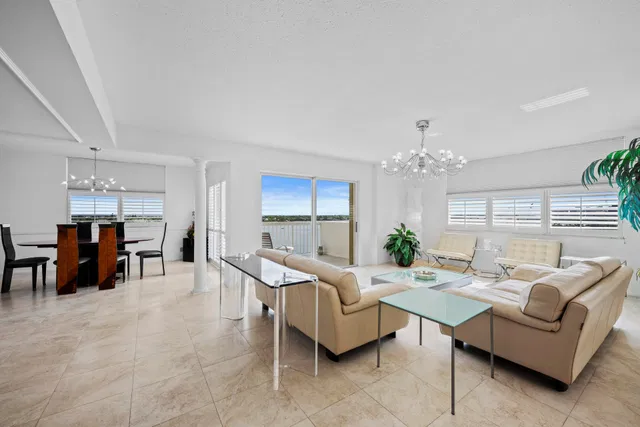2600 N Flagler Unit 1007 photo 2