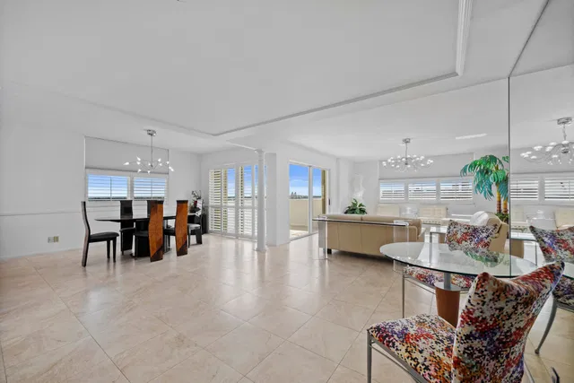 2600 N Flagler Unit 1007 photo 6