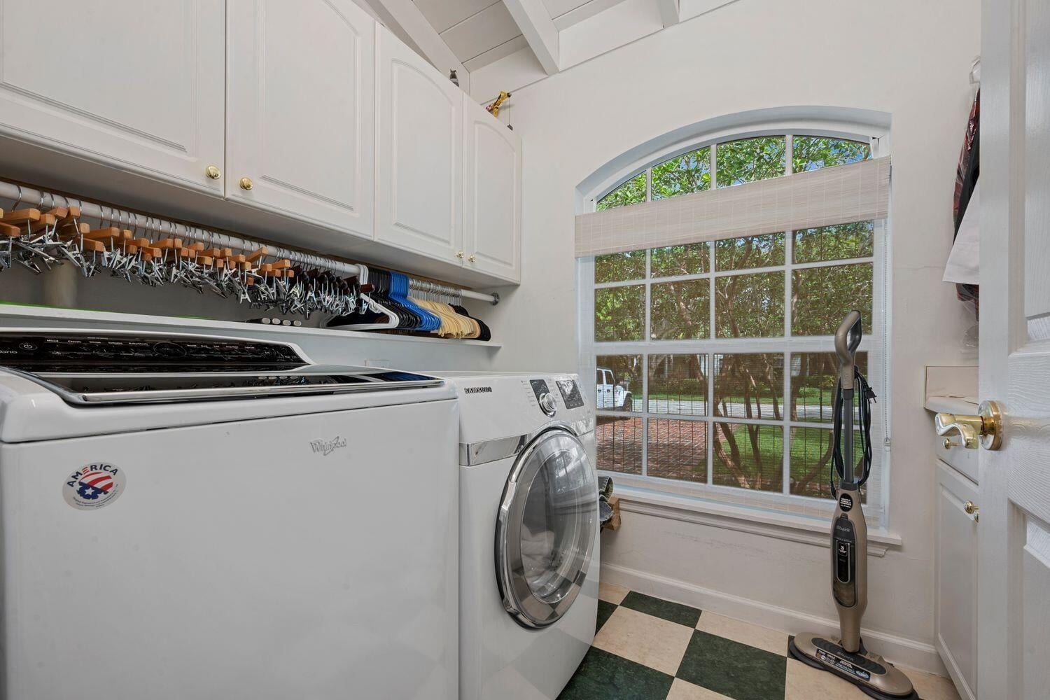 Residence photo 44