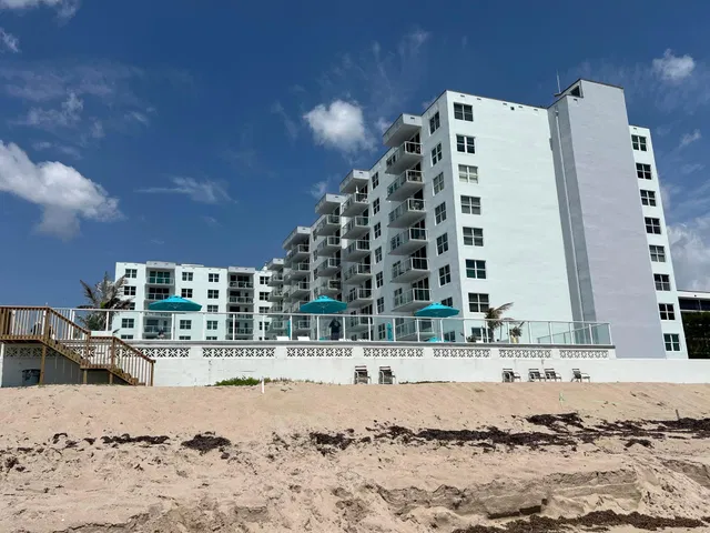 The Patrician of Palm Beach Unit 1040 photo 8