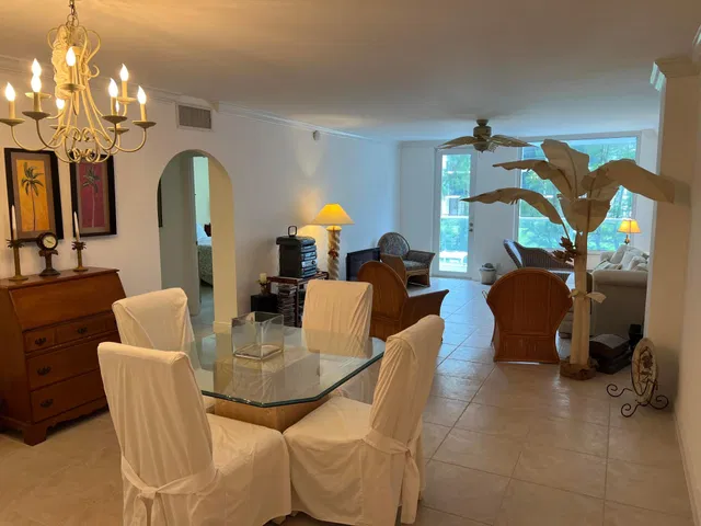 The Patrician of Palm Beach Unit 1040 photo 29
