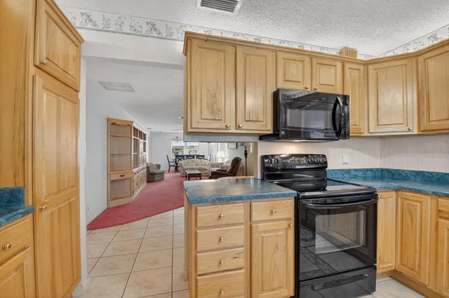Residence photo 18