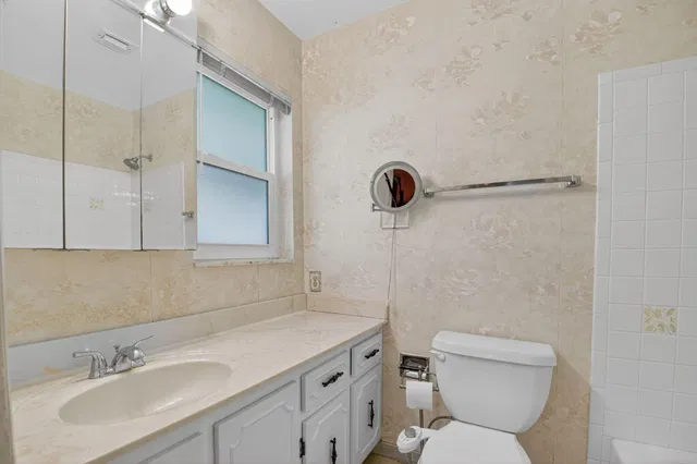 Residence photo 20