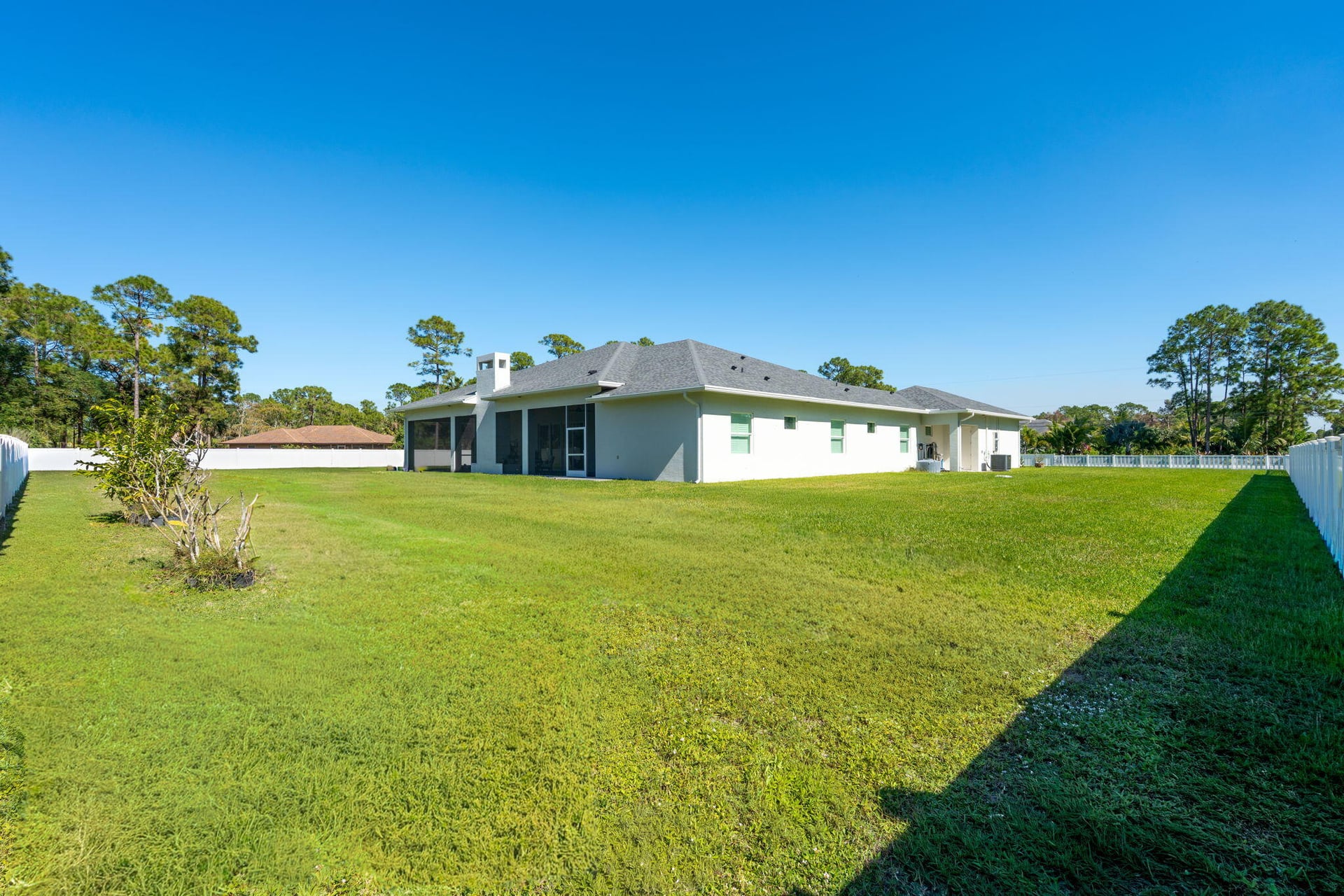 Residence photo 62